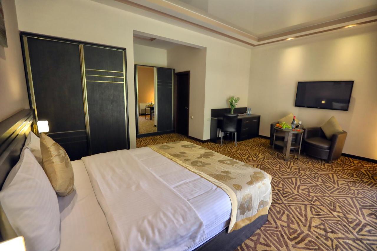 Aghveran Ararat Resort Hotel Arzakan Buitenkant foto